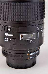 Nikon AF 105mm f2.8D Micro Lens with BW filter   Nikkor Macro  