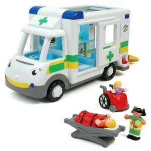   Marys Medical Rescue   8 Piece Set by WOW Toys 