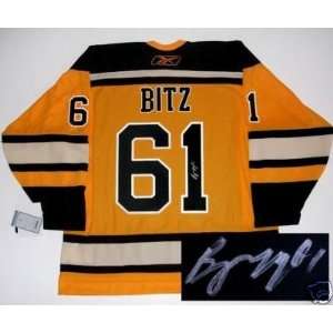  Byron Bitz Signed Jersey   Winter Classic   Autographed 