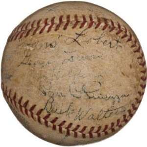 Bucky Walters Autographed Baseball   1934 Team 20 ONL   Autographed 