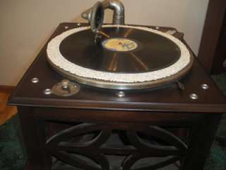   Columbia) Portable Tabletop HAND CRANK Phonograph Record Player  
