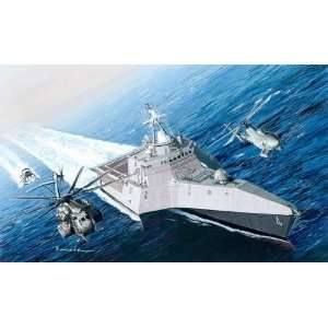  700 USS Coronado LCS4 Littoral Combat Ship Smart Kit Toys & Games