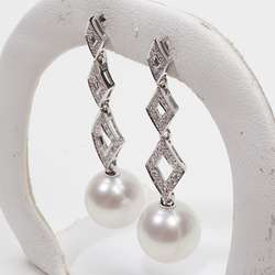 Designer Mikimoto Diamond Akoya Pearl Gold Drop Earring  