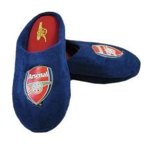 Arsenal FC. Childrens Slippers   Size 3/4  Sports 