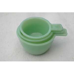 Jade Jadeite Glass 3 pc Measuring Cup Set