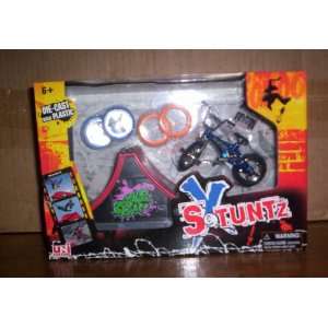 Stuntz Die Cast Finger Bike with Ramp Toys & Games
