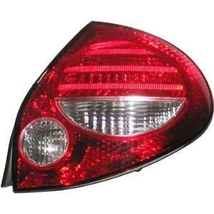   (DATSUN) MAXIMA TAIL LIGHT RIGHT (PASSENGER SIDE)(GXE/GLE) 2000 2001