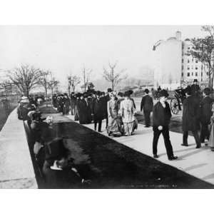  1904 photo Riverside Drive, Easter Sunday, New York City 