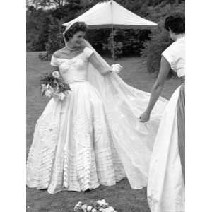  Jacqueline Bouvier on Day of Her Marriage to Sen. John Kennedy 