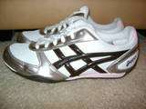 ASICS Walking Shoes Womens HN879 Sz 7 White/Brown $80  
