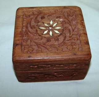 Antique Hand Carved Teak Wood Jewelry Trinket Box with Flower Pedal 