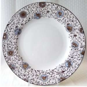   Wedgwood Conservatory Collection Medallion Dinner Plates, 10.75