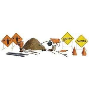  Woodland Scenics A2213 N Scale Road Crew Details Toys 