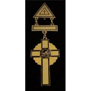  York Rite Past Commanders Masonic Large Gold Jewel 