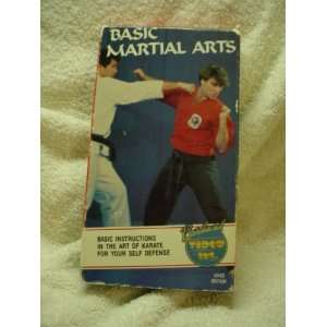  VHS Basic Martial Arts (Basic Instructions in the Art of Karate 