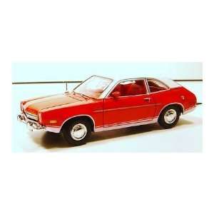  Fresh Cherries 124 Schale 1974 Ford Pinto by Motor Max 
