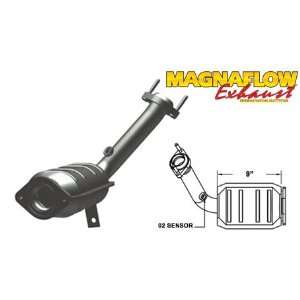 MagnaFlow Direct Fit Catalytic Converters   05 06 Ford Five Hundred 3 