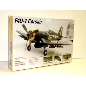   72 F4U Corsair Aircraft (Plastic Kit) (Plastic Models) Toys & Games