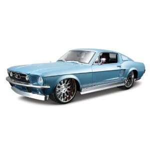  Maisto Die Cast 118 Metallic Blue AS 1967 Ford Mustang 