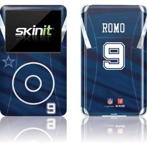  Skinit Tony Romo   Dallas Cowboys Vinyl Skin for iPod 