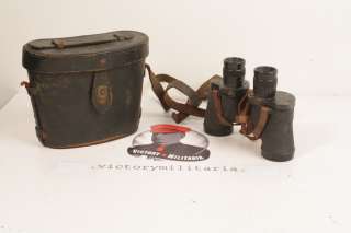 WWII Universal Camera Corp US Military Binoculars & Case  