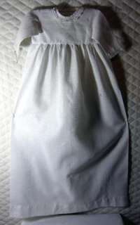 LONG WHITE VINTAGE FABRIC GOWN FOR SMALL TO MEDIUM DOLL   NICE #K415 