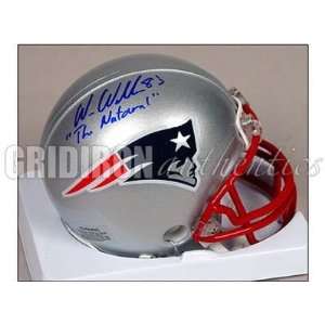   Natural Inscription   Autographed NFL Mini Helmets 