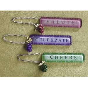  4.5 Wine Theme Pink Grapes SALUTE Bottle Tag Christmas 