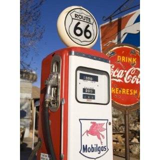 Gas Pump, General Store and Route 66 Museum, Hackberry, Arizona, USA 