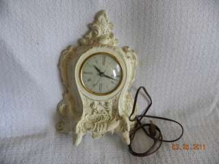 Vintage Sessions Mantle Clock in Holland Mold  