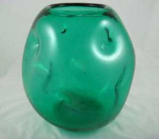 Vintage Mid Century Modern Designed Green Hand Blown Art Glass Bowl 