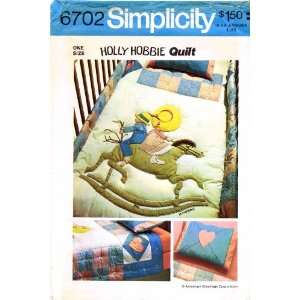  6702 Vintage Sewing Pattern Holly Hobbie Crib Youth Bed Quilt 