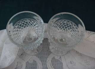 Up for sale are 2 beautiful clear diamond point wine glasses (5.25 
