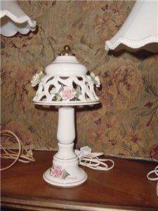 CAPODIMONTE LAMP BOUDOIR WORKS SIGNED M. MORETTO  