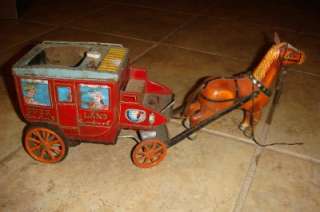 ANTIQUE/VINTAGE BATTERIE OPPERATED TIN TOY HORSE AND STAGECOACH 