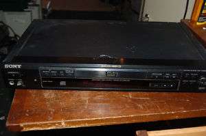 Sony DVP S560D DVD Player (S560)  