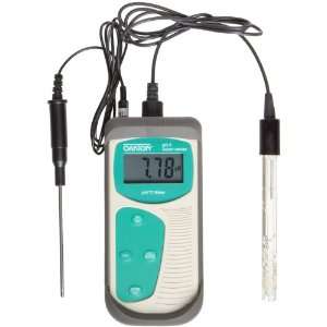 Oakton Acorn pH 5 Meter, with pH Electrode, Temperature Probe and Case 