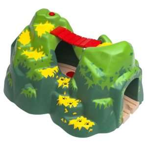  Brio   Jungle Tunnel Toys & Games