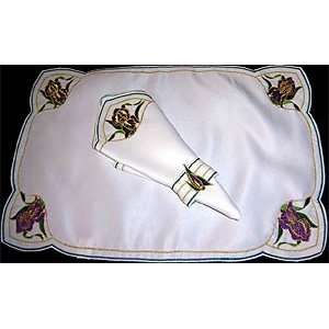 Set of 4 Table Place Settings (4 Placemats/4 Napkins) in a 