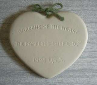 Pampered Chef Cookie Mold~Gardens of the Heart~1996  