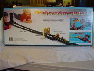 Hotwheels Drag Strip Duel Side By Side Drag Racing Set 2 Dragsters New 