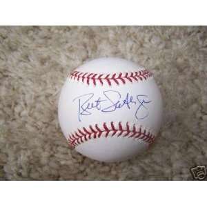 Bret Saberhagen Mets/royals Signed Ml Baseball   Autographed Baseballs