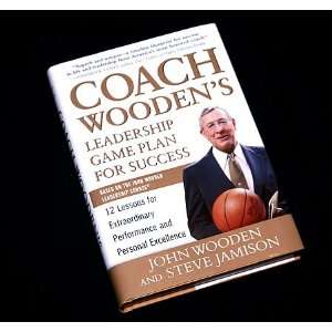  John Wooden Autographed Hand Signed Book   Coach Woodens 