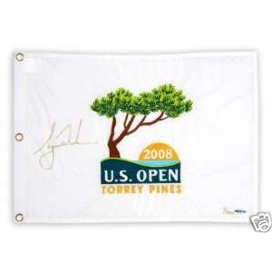   US Open Flag LE 500 UDA   Autographed Pin Flags