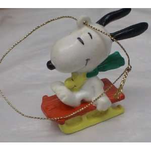 Vintage Pvc Figure  Peanuts Snoopy on Sled Christmas 
