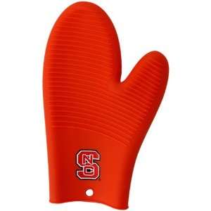   Carolina State Wolfpack Red Silicone Oven Mitt