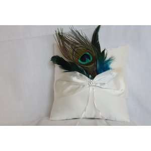 Peacock Feathers and Sparkling Brooch Ring Pillow   Ivory 